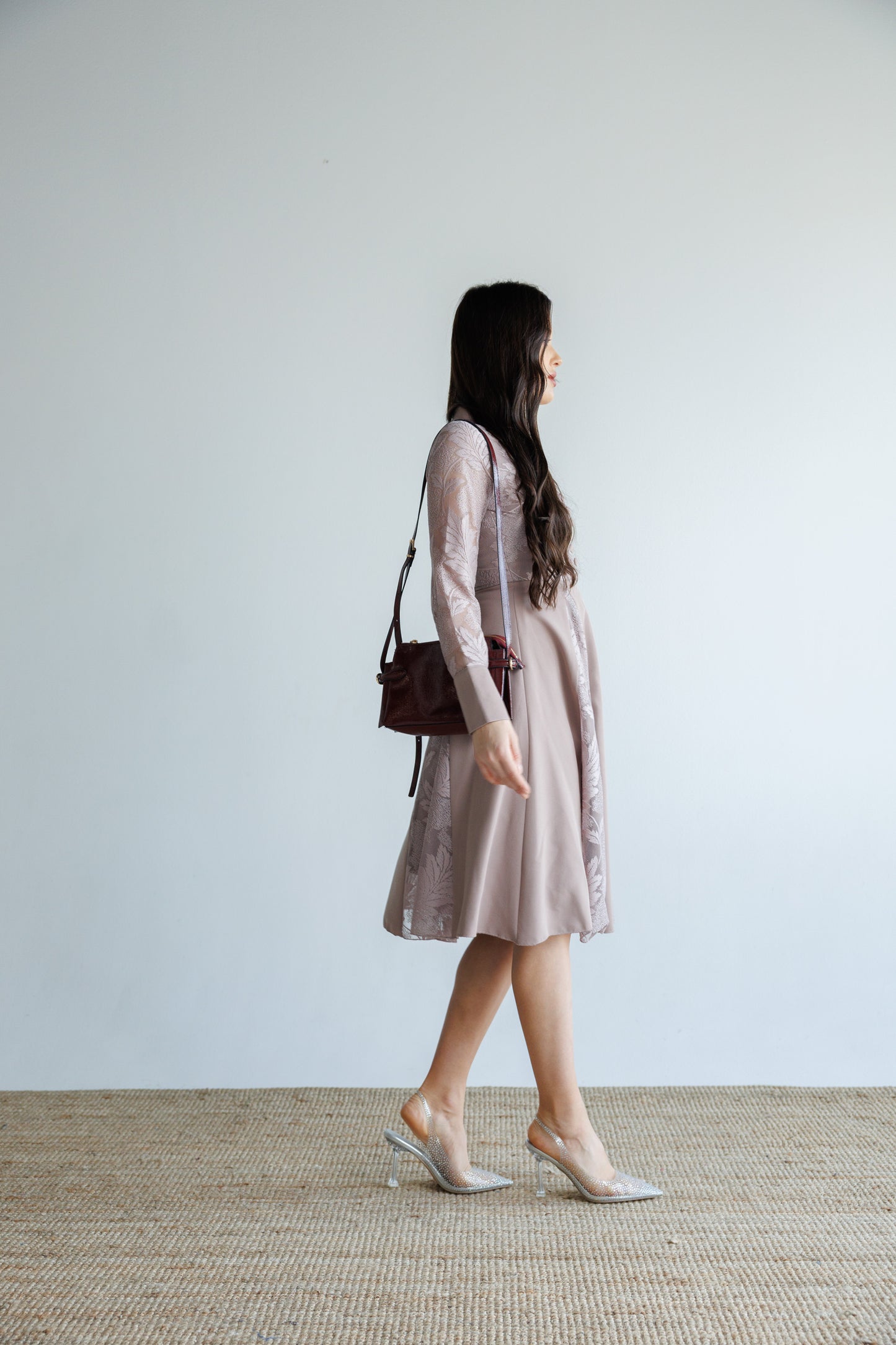 Luna Lace Midi Dress - RE-NEW